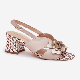 Sandalias de cuero para mujeres en la Laura Messi 2950 Beige Flowers Post 4