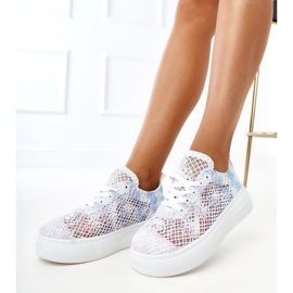 Zapatillas de zapatillas multicolores en la plataforma blanco 1