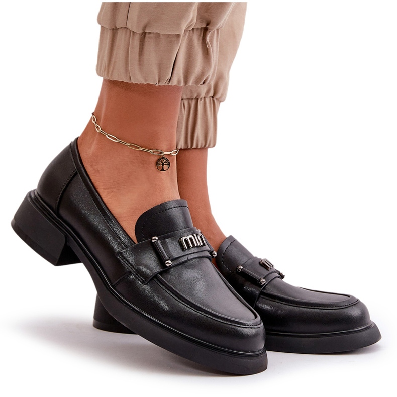 Mocasines de cuero natural de las mujeres Black Vinceza 91114 con un adorno negro 5