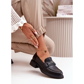 Mocasines de cuero natural de las mujeres Black Vinceza 91114 con un adorno negro 4