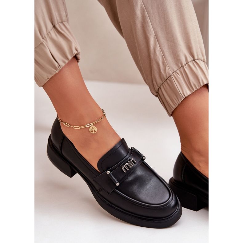 Mocasines de cuero natural de las mujeres Black Vinceza 91114 con un adorno negro 1