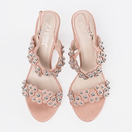 Shelvt Pink High Heels con tachuelas rosado 5