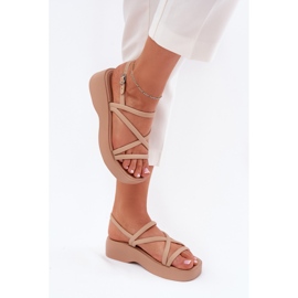 Sandalias para mujeres en la plataforma con rayas beige 3