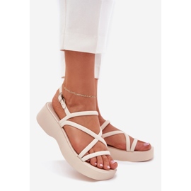 Sandalias para mujeres en la plataforma con rayas de rodamiento de luz beige 1