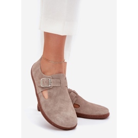 Zapatos de gamuza para mujeres con una hebilla de beige Zazoo N1261 1