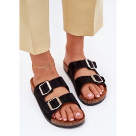 Zapatillas para mujeres en una plataforma de corcho con abrazaderas negras negro 5