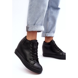 Zapatillas de deporte femeninas en una cuña Eco-cuero Big Star MM274001 Negro 1