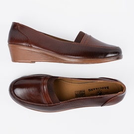 Shelvt Zapatos en una cuña baja marrón 4