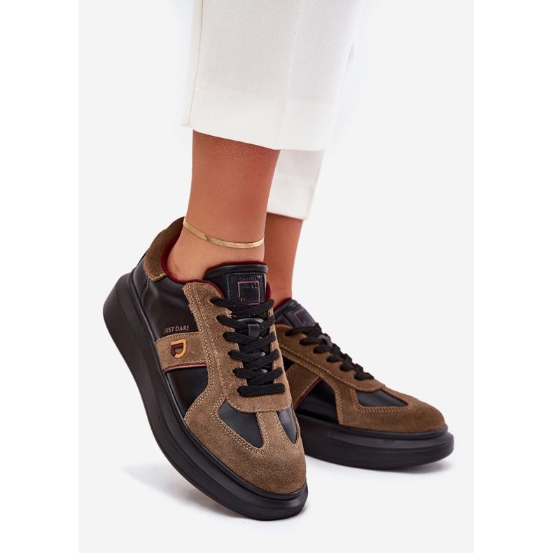 Zapatillas de deporte de cuero para mujeres en la plataforma Big Star de Daniel Lopez SS2D4001 Negro 1