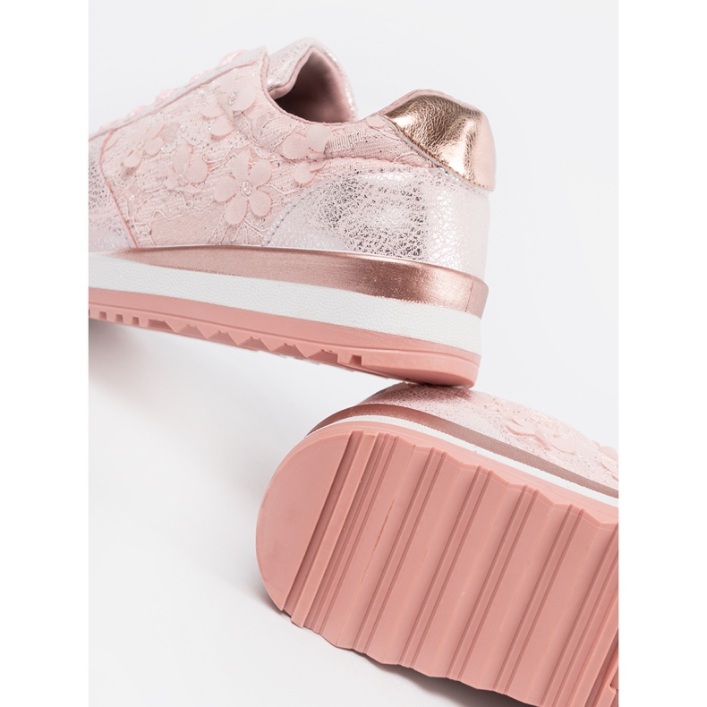 Shelvt Zapatillas rosas con motivo floral rosado 1 Shelvt Zapatillas rosas con motivo floral rosado 1