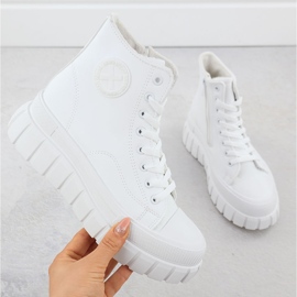 Altas zapatillas de deporte aisladas en la plataforma White News 9152 blanco 1