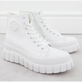 Altas zapatillas de deporte aisladas en la plataforma White News 9152 blanco 2