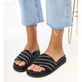 Chanclas negras con circonitos cardon negro 1