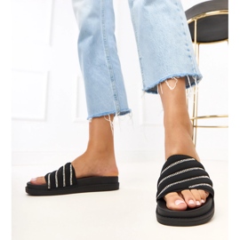 Chanclas negras con circonitos cardon negro 5