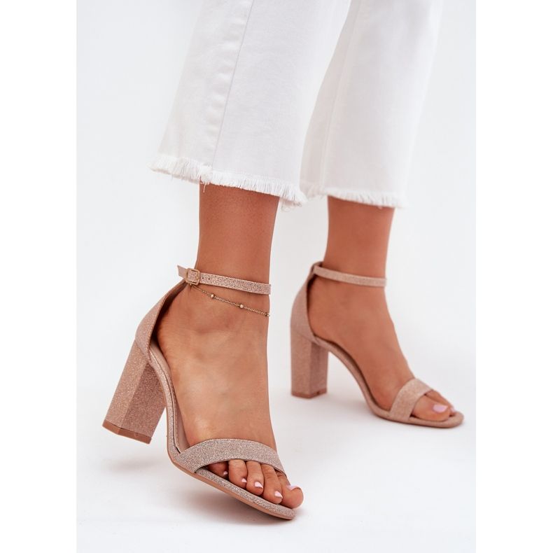 Boto Sandalias de mujeres brillantes en el poste Pink Kavina Gold dorado 2