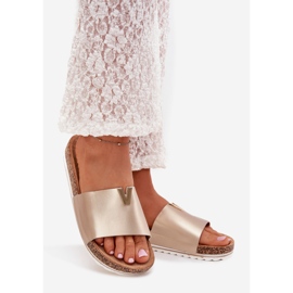 Boto Flip fallas para mujeres en una plataforma de corcho con un detalle decorativo de la embarcación de oro dorado 1 Boto Flip fallas para mujeres en una plataforma de corcho con un detalle decorativo de la embarcación de oro dorado 1