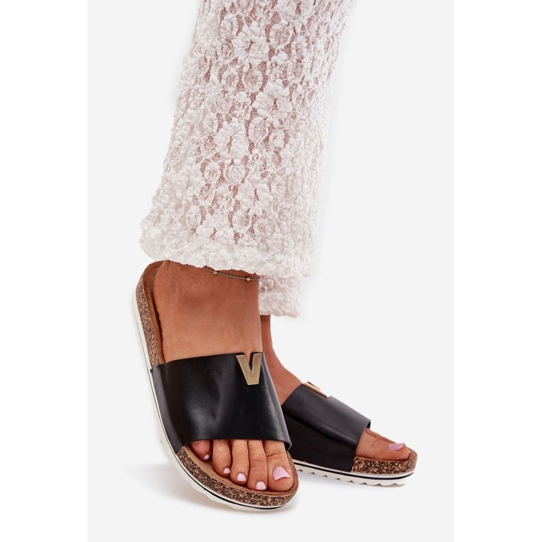 Boto Chanclas para mujeres en una plataforma de corcho con un detalle decorativo Vessira negra negro 1