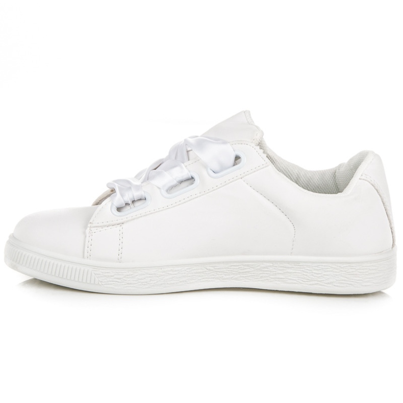 Zapatillas de deporte con estilo con una cinta blanco 1 Zapatillas de deporte con estilo con una cinta blanco 1