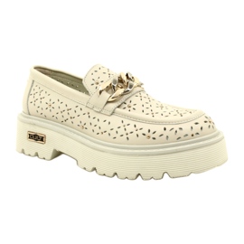 Cuero de mocasines para mujeres de cuero en la plataforma con decoración CLW319405 beige 1