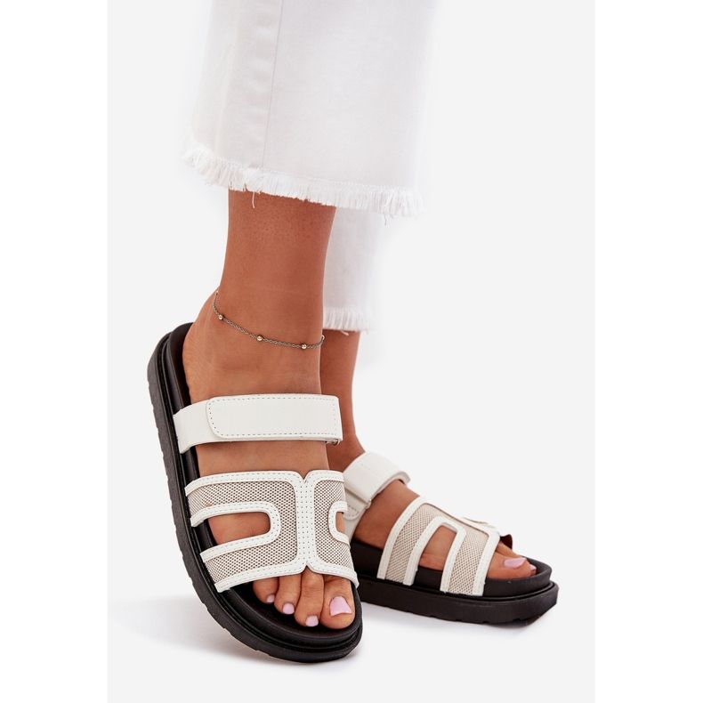 Boto Flip Flip Flip en la plataforma con velcro kovira blanco 1 Boto Flip Flip Flip en la plataforma con velcro kovira blanco 1