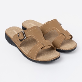 Shelvt Chanclas beige para mujeres con hebillas de plata 2
