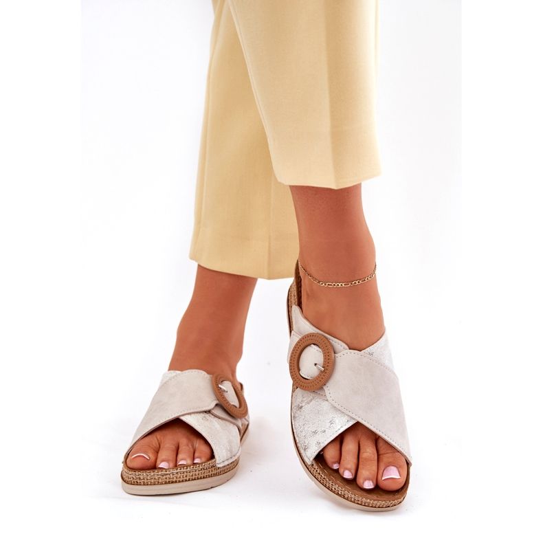 Godas para mujeres con una abrazadera decorativa de INBLU RV000012 beige 2 Godas para mujeres con una abrazadera decorativa de INBLU RV000012 beige 2
