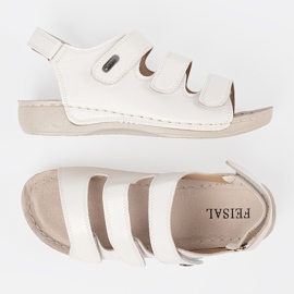 Shelvt Sandalias de velcro blancas con un inserto perfilado blanco 5