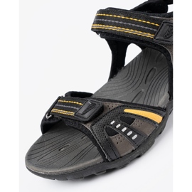 Shelvt Sandalias de trekking negras con acentos amarillos 6