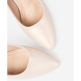 Sergio Leone Elegantes zapatos de tacón de mujer con perlas blancas. blanco 1