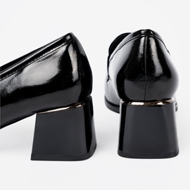 Goodin Zapatos barnizados con decoración plateada negro 1