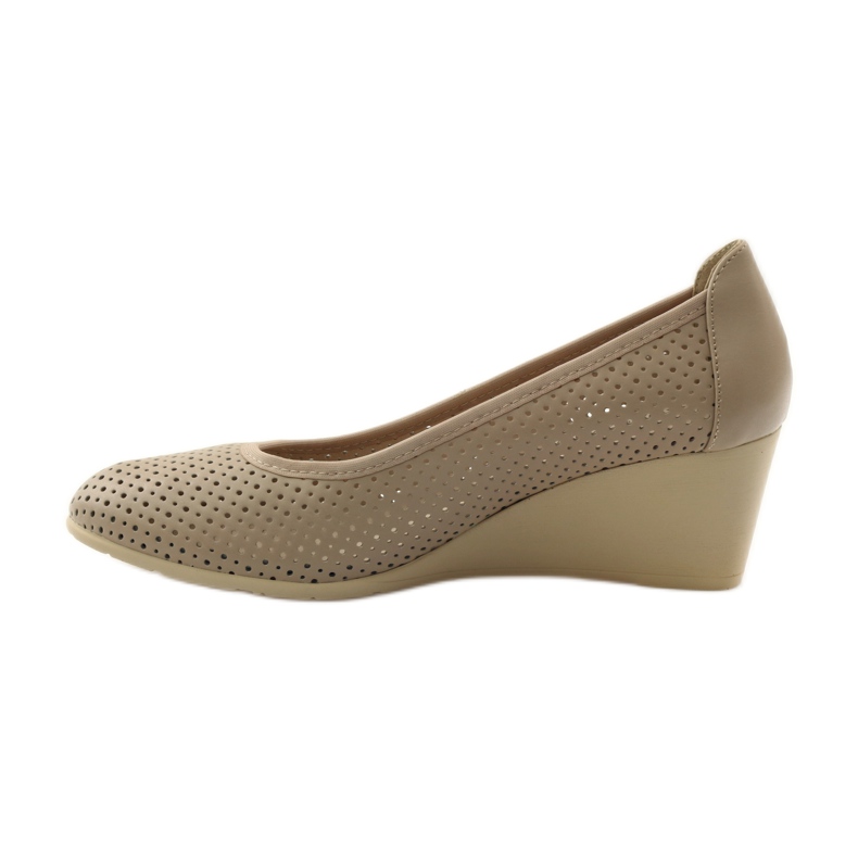 M.Daszyński Zapatos de salón con cuña para mujer Daszyński 113 beige 2 M.Daszyński Zapatos de salón con cuña para mujer Daszyński 113 beige 2