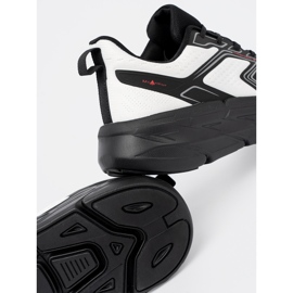 Shelvt Cómodos zapatos deportivos blancos y negros con una estructura de malla McArthur 2