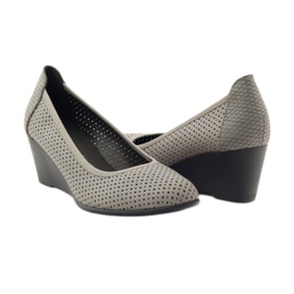 M.Daszyński Zapatos de salón con cuña para mujer Daszyński 113 gris 3