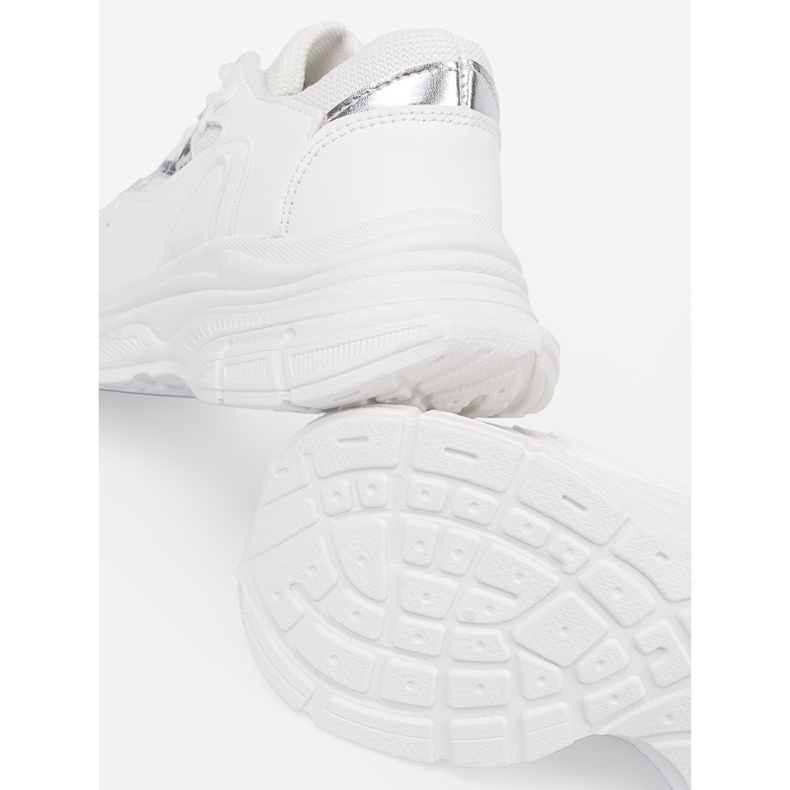 Shelvt Zapatos deportivos blancos con acento decorativo 2