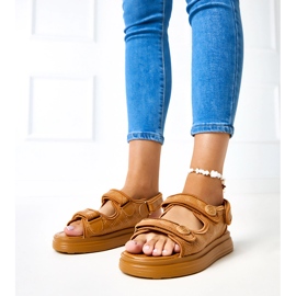 Sandalias marrones con cinturones de barba ajustables marrón 1