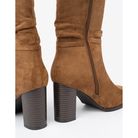 Shelvt Botas de caramelo con una parte superior y talón arrugadas 1
