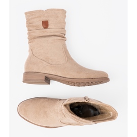 Shelvt Botas beige con una parte superior arrugada 5