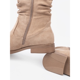 Shelvt Botas beige con una parte superior arrugada 2
