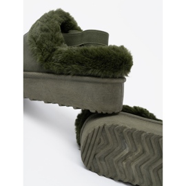 Shelvt Zapatos de color verde oscuro y botas de nieve con pelaje 1