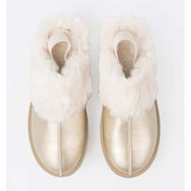 Shelvt Zapatos dorados y botas de nieve con pelaje blanco 3