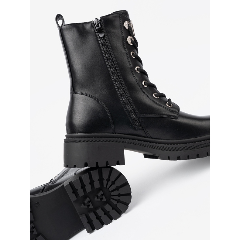 Shelvt Bolsas de cordones negros con decoración de metal 2