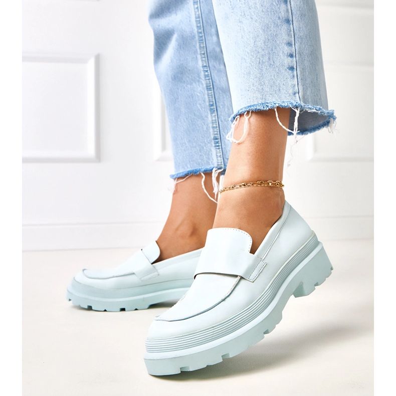 Mocasines azules hechos de seraphina ecológica 1