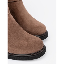 Shelvt Botas beige elegantes en un talón estable 6