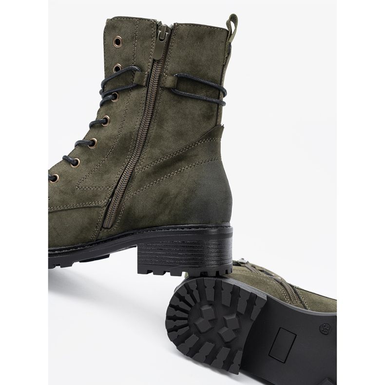 Shelvt Trabajadores de color verde oscuro con un tacón bajo 1