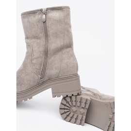 Shelvt Cómodas botas grises en una suela masiva 1
