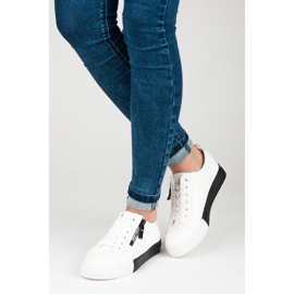 Zapatillas en la plataforma blanco 4