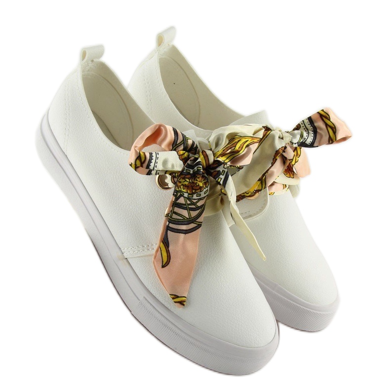 Zapatillas atadas con una cinta blanca blanco 2
