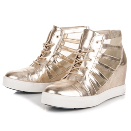 Kylie Deportivas cuña dorada dorado 4