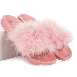Zapatillas con pelo rosado 6