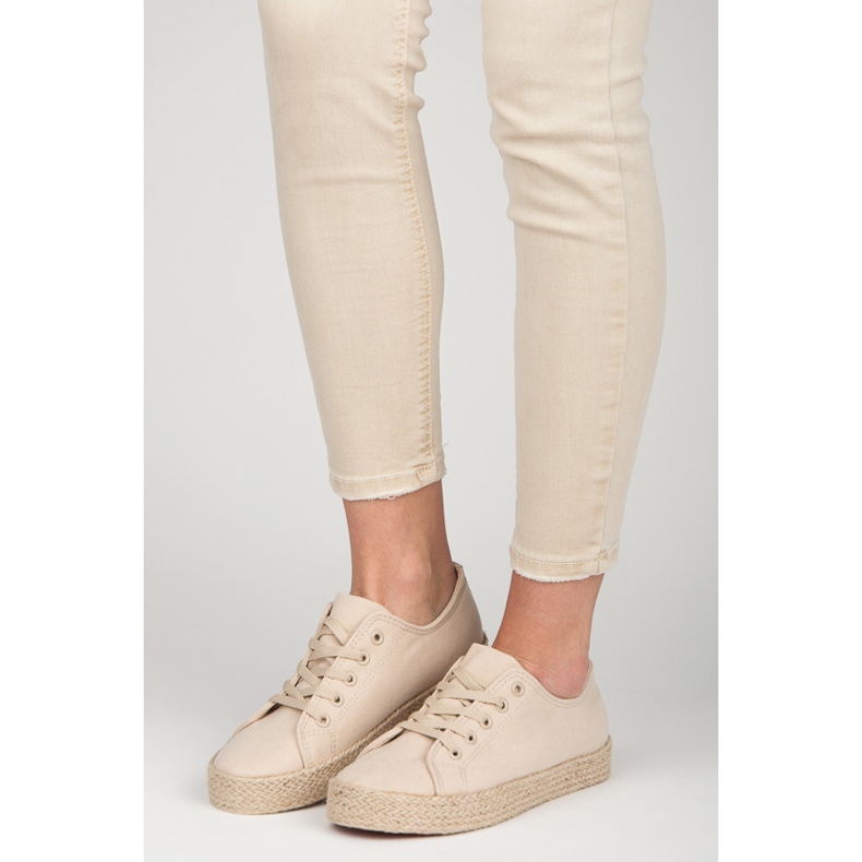 Kylie Deportivas alpargatas en beige 2